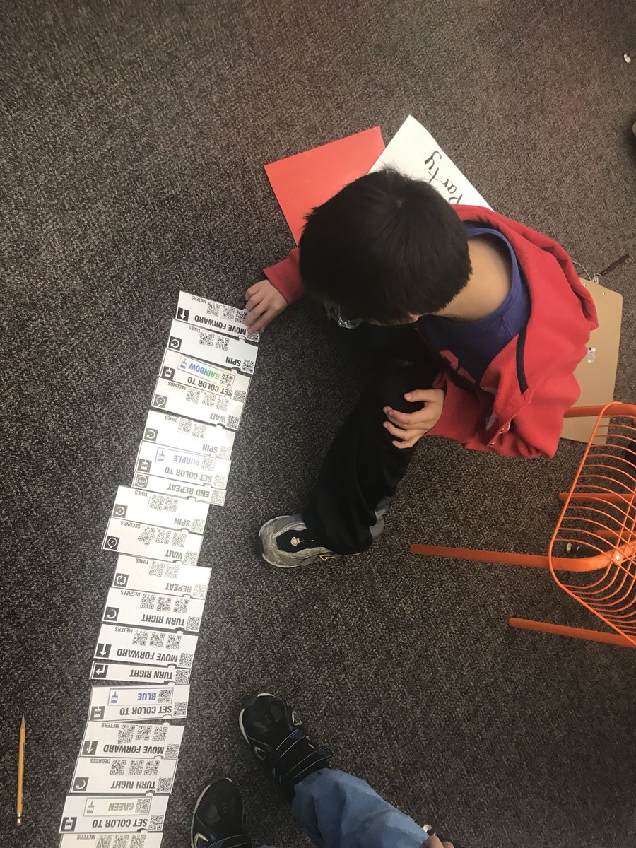 amybwilkinson's tweet image. Students use #codesnaps from  @SASeducator to build their own obstacle courses! Can’t wait to find out if they have any bugs! #wzrd4c #wzrdpd