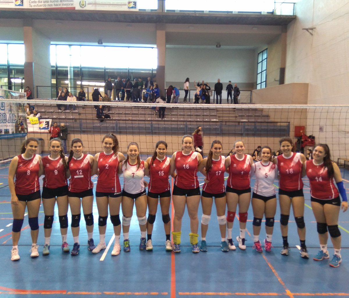 tomaresvoley's tweet photo. Primera victoria 3-0(25-15/25-19/25-16) ante SAN BARTOLOMÉ
#CADEBAJUV18
#SEGUIMOS
#somosvoleiboltomares
@Fiat_es @Lowgym @VILLADUKE1 @Jeep https://t.co/AcqUNEVus3