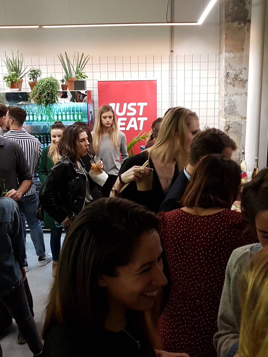 Just Eat partenaire des 2 ans de <a href="/dynamocycling/">dynamo</a> #FITandFOOD c'est parti ! 🍣🎈🎉