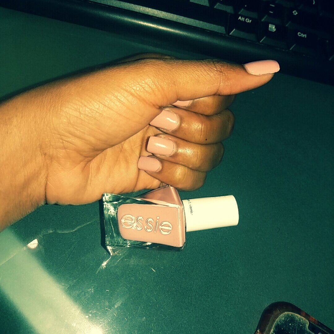 Marlenynv's tweet photo. If we are going to talk about nail polishes, we should mention Essie, her range of colors are great. I received this totally free
@essie @Influenster #essielove #gelcouture #Complimentary #Contest https://t.co/2UoMGJ4bHg