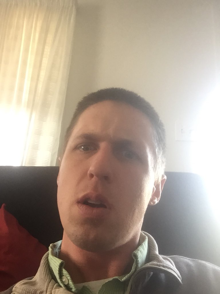 jrobertson2146's tweet photo. #marchmadness #gamewinnerface @jmillsaps4 @parkerfrench https://t.co/kVg63falZo