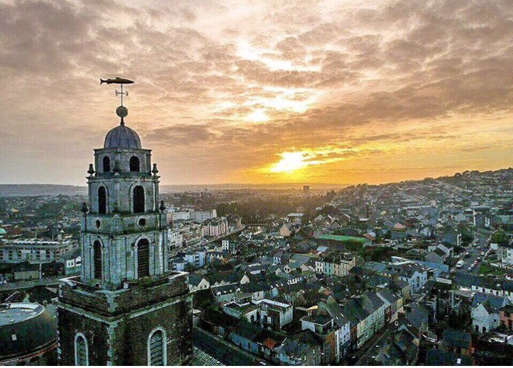 hellocork_'s tweet image. What a spectacular view across Cork City!🙌🏻
Thanks to #nayr.neiuqel for sharing! #hellocork_ #shandonbells