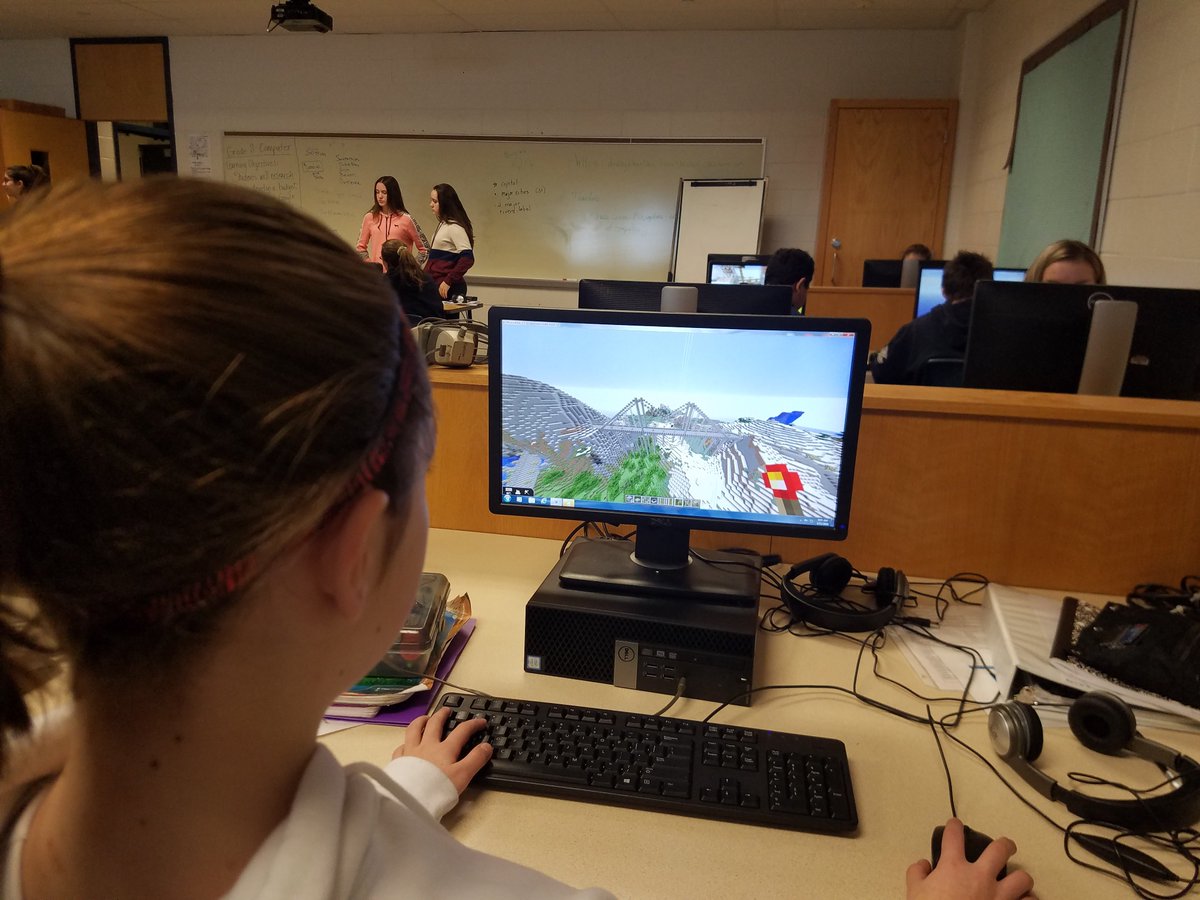 Kelly McDonald tweet media