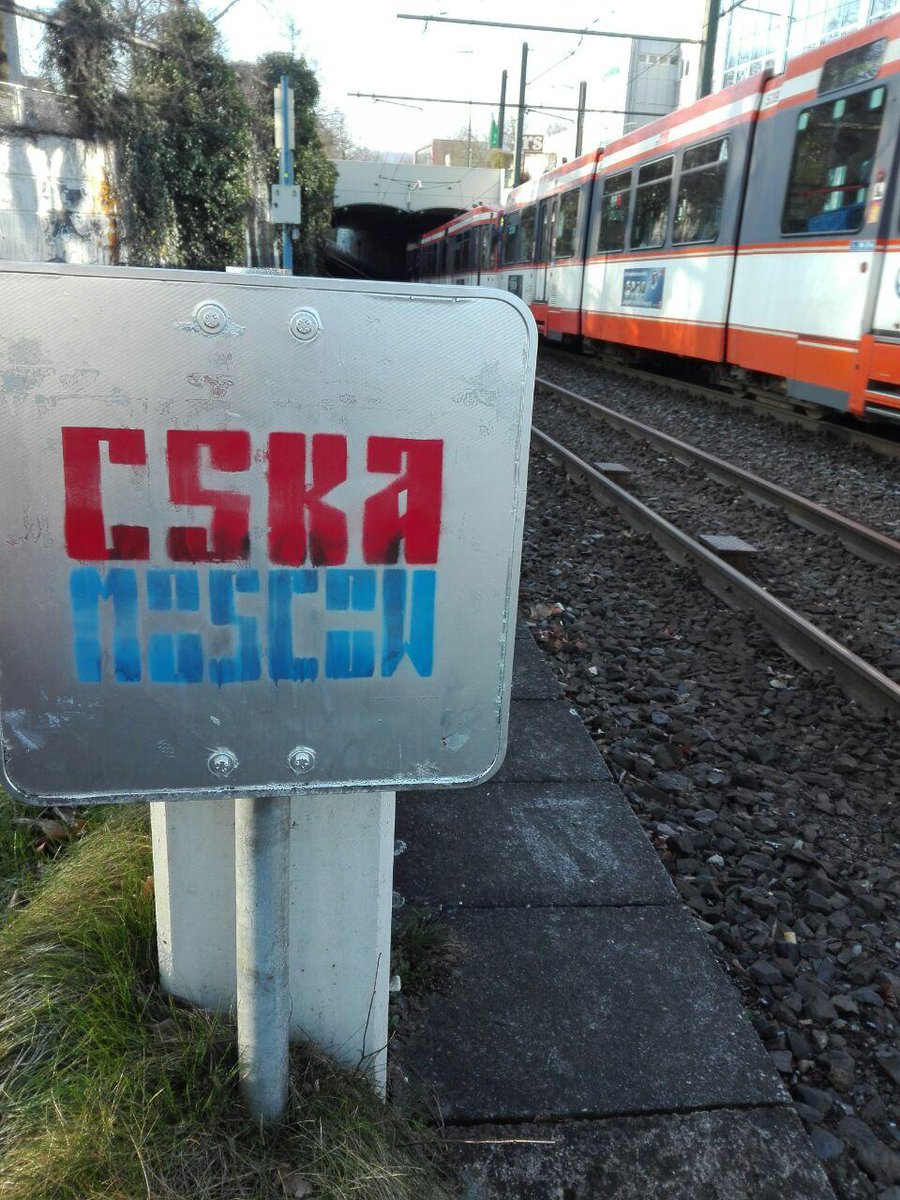 WeAreCSKA1911's tweet photo. Red-Blue Bielefeld! #CSKAforever https://t.co/fiEesGVlYL
