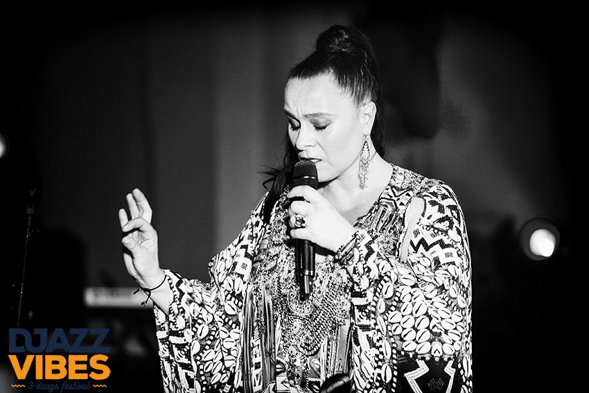 DjazzVibes's tweet photo. Nog steeds kijken we met plezier terug op #DjazzVibes 2017, maar we kunnen ook vooruit kijken naar DjazzVibes 2018. Check ons op facebook of de website voor het programma! #trijntje https://t.co/D0K0WbLYzA