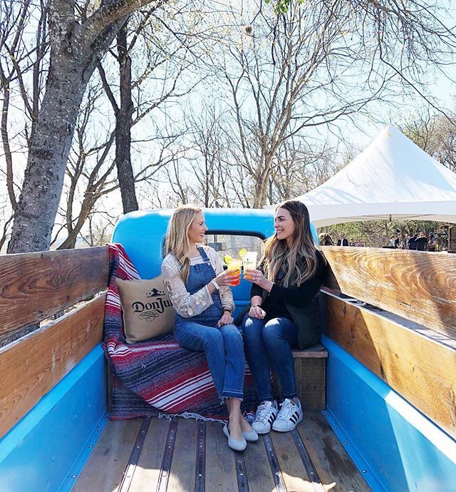 Hungry_Digital's tweet photo. Cheers for those days when you can enjoy @donjuliotequila palomas in a cute truck with your friend 😀🍻 Had a blast at the @infatuation x @paige #SmokeAndDenim event at @jacobysatx, always a good time and respite from the #sxsw storm. https://t.co/B3O8nfff9z https://t.co/Xctwmt2vvJ