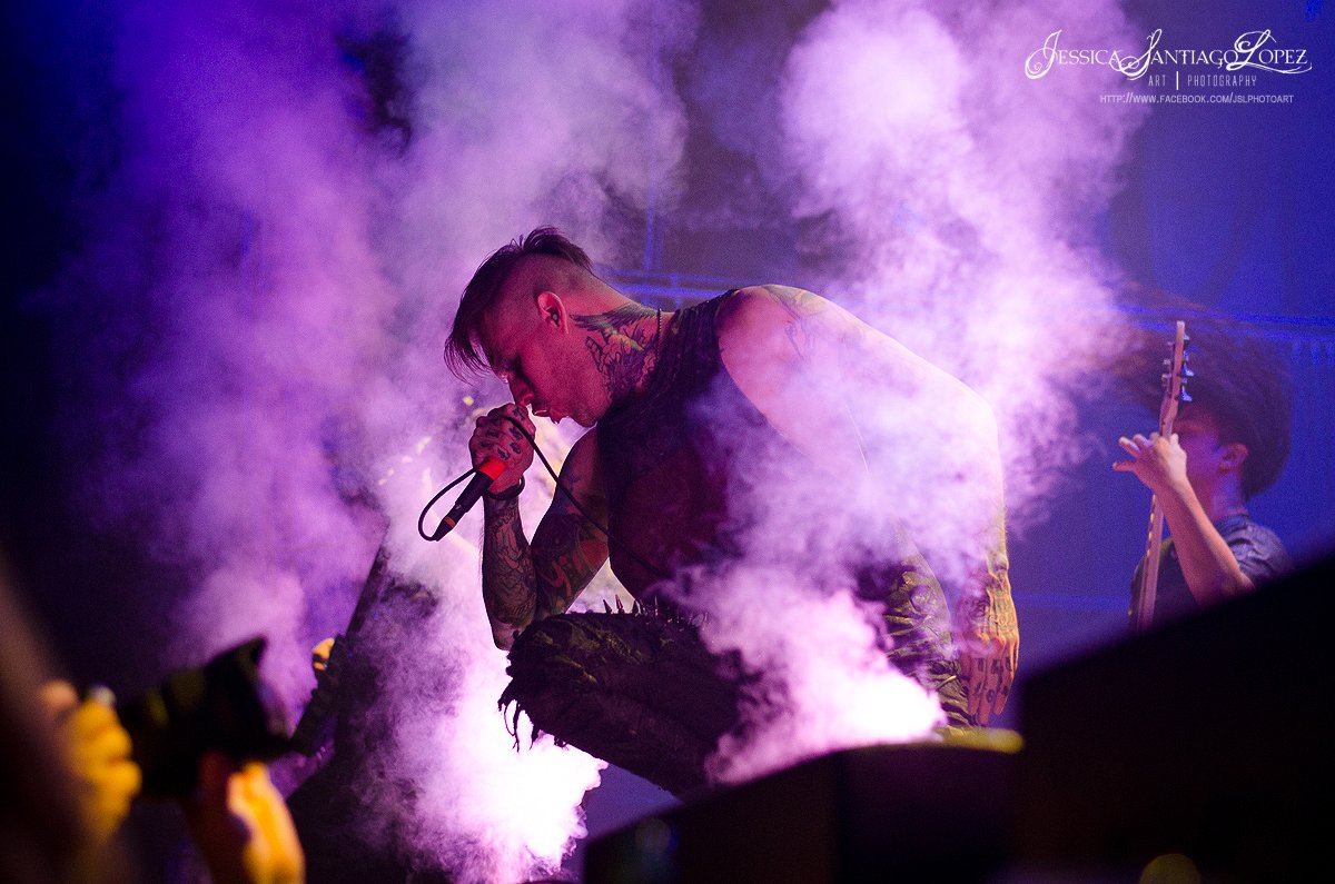 metalkrant's tweet photo. Foto's: #ComplexityFest @ @patronaat023 in Haarlem! https://t.co/tzuX1FiKxE| #Patronaat #Progressivemetal #Djent #complexmetal #deathcore #festival #Haarlem @carnifex @SikthOfficial #VOLA @THEFACELESSband @thevoynichcode #Cabal @oceanometal @TheHirschEffekt and more https://t.co/1EKVOWN5pD