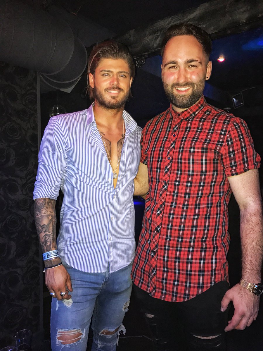 🍾 #ThrowbackThursday 🎉
———————————————
Our founder and model <a href="/SamReece/">Sam Reece</a> shutting down @Paris_Sheffield last summer!
That night went 0 to 100 real quick!
———————————————
50% OFF EVERYTHING❗️
evireapparel.com

#EvireApparel #SALE