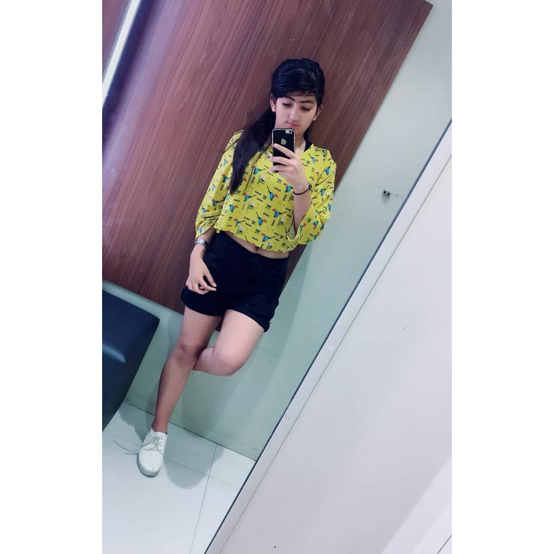 shweta_rwt's tweet photo. #likeforfolow #likeforlike
#tweeter #LoveDurexAiR #lovetimw
#fashion #sistalov #photoshooting
#Cameras #camerareimagined
#LQvQG #iPhone #pantaloons
#likeforfolow #likeforfolow https://t.co/3QwUgJDhDm