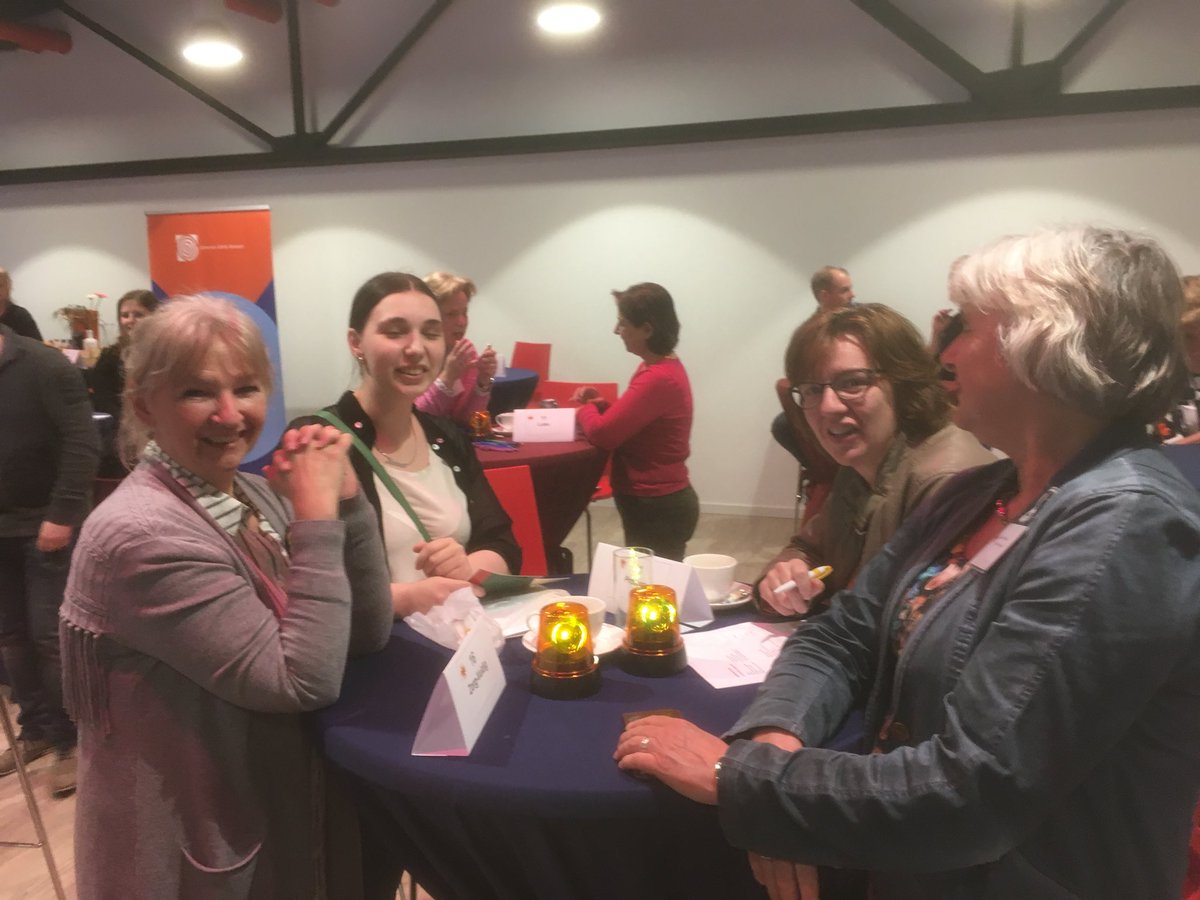 De ‘SPARK Speed-Meet’ heeft 37 matches opgeleverd. Meerdere mensen hebben concreet een nieuwe werkgever gevonden. <a href="/MarleenDamen/">Marleen Damen</a> opende deze #speedmeet #smaaktnaarmeer #zwaailicht