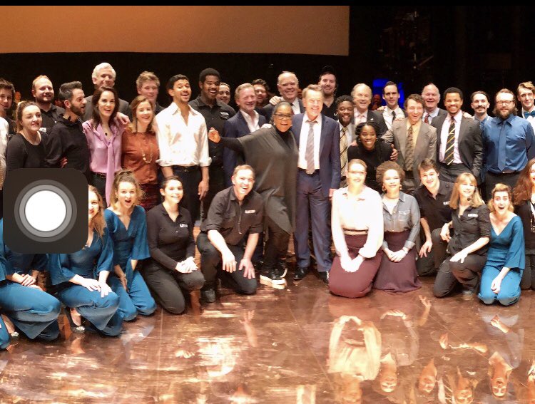 Charlesbabz20's tweet image. When auntie Oprah comes and visits the network cast and crew @NationalTheatre 😦 MADDDD #ntnetwork
