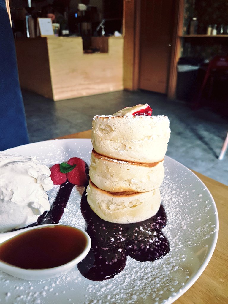 Brunch today at my fave, Work Progress (337 James N), with my fave foodie <a href="/TheHungryGnome_/">Chanry Thach</a>! Cutest little pancakes I've ever seen.