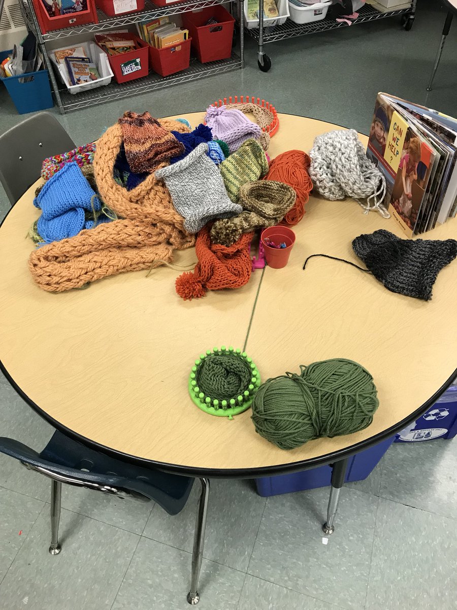 msrussellwpg's tweet photo. Ss in Rm 119 have worked so hard to knit these winter items themselves to donate to people in need of warm winter clothing! #RootsandShoots @jbui2010 @GreenwaySchool_ https://t.co/voHrsG8mxP