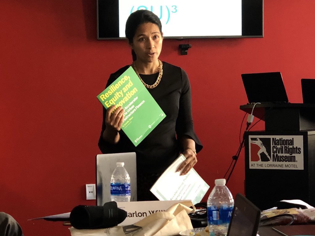 Living_Cities's tweet photo. Elizabeth Reynoso, Associate Director of Public Sector Innovation, addresses #TIILearn attendees about #entrepreneurship initiatives at Living Cities @CityNourishER https://t.co/OdU5dTcCL4