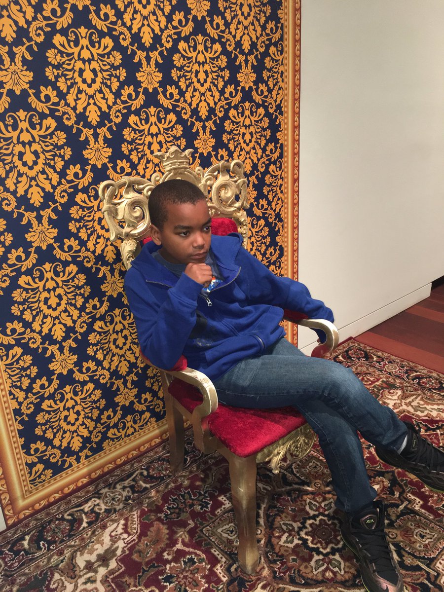 KAbsTeach's tweet image. Power Pose #MadeAtTheMcNay