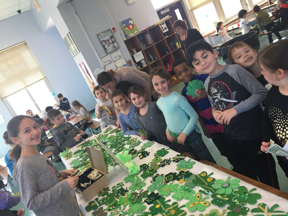 OSchool4's tweet photo. #shamrocks4shamus On sale again tomorrow, all donations go to The Leukemia &amp; Lymphoma Society. Shamus is forever in the heart of his #sch4family Thank you Miss Toy for starting and continuing this tradition filled with love. @OSchoolsPR https://t.co/JTApPc5ZIB
