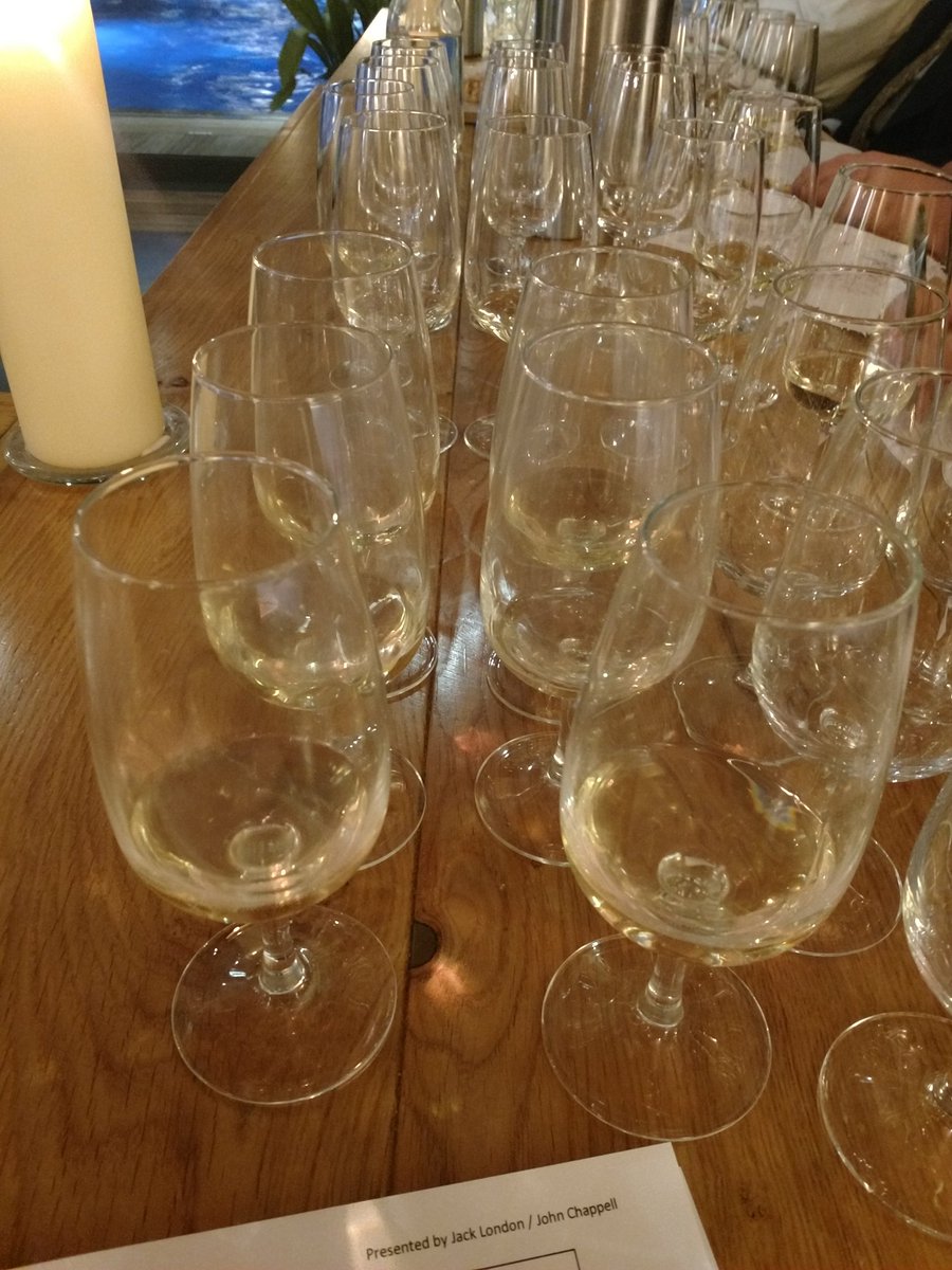 SolicitingFlava's tweet photo. Excellent Condrieu tasting @JeroboamClub last night. My winner, a top class number from #andreperret https://t.co/7J6sQra9Gp