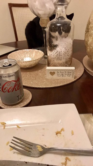 Watch 𝐊𝐞𝐥𝐥𝐲𝐛𝐬𝐰𝐨𝐫𝐥𝐝😻's leaked NSFW photo on TwXstars