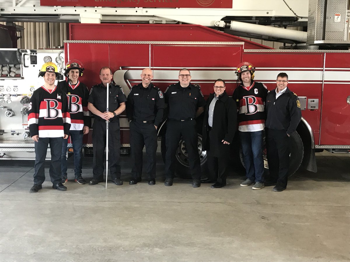 Thank you to the <a href="/BellevilleSens/">Belleville Senators</a> for stopping by @NapEmergServ today to promote their game on March 25th. #firstrespondersday