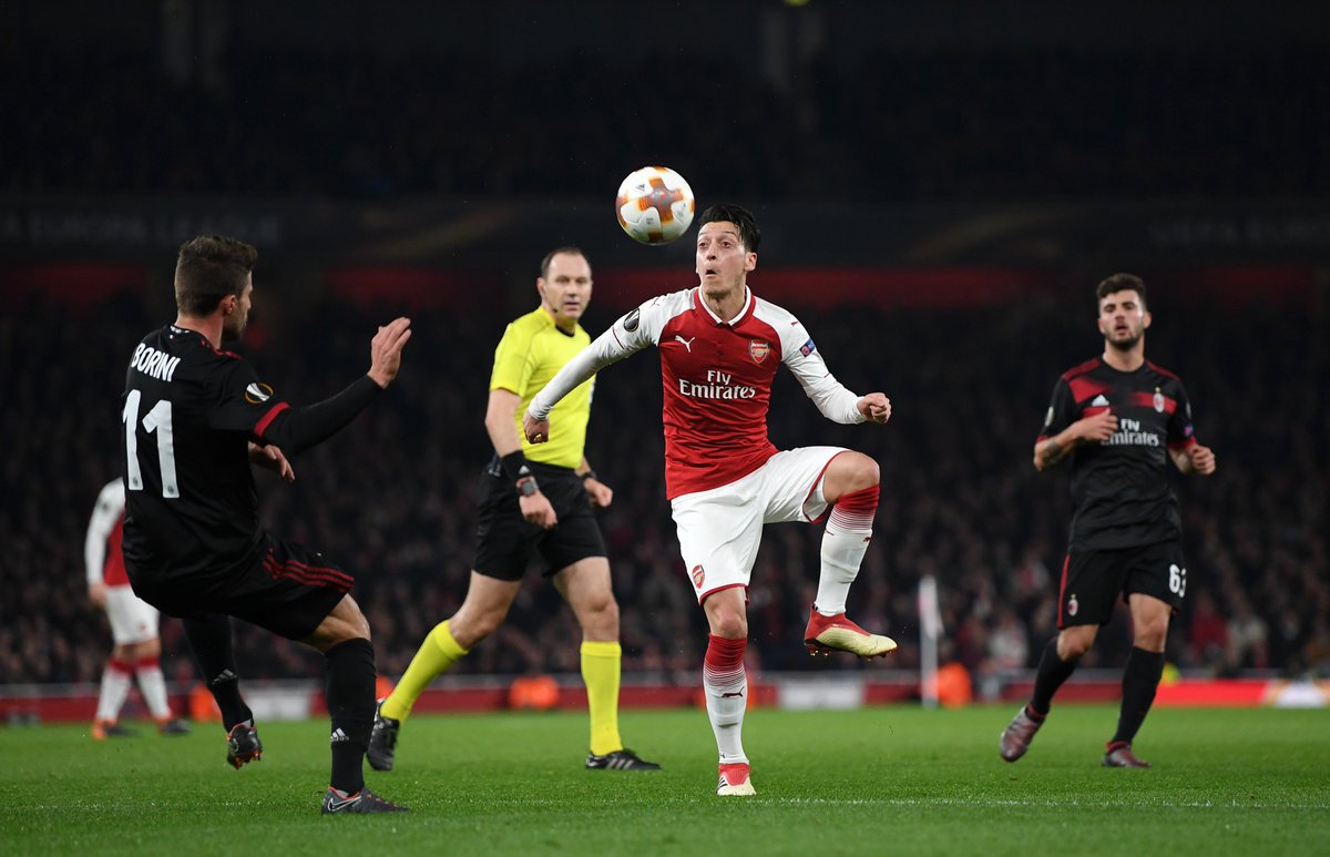 6 - Mesut Özil created six goal-scoring chances in tonight's game; the most by an Arsenal player in European competition since November 2013, which was also done by the German (six v Marseille in the Champions League). Flow.