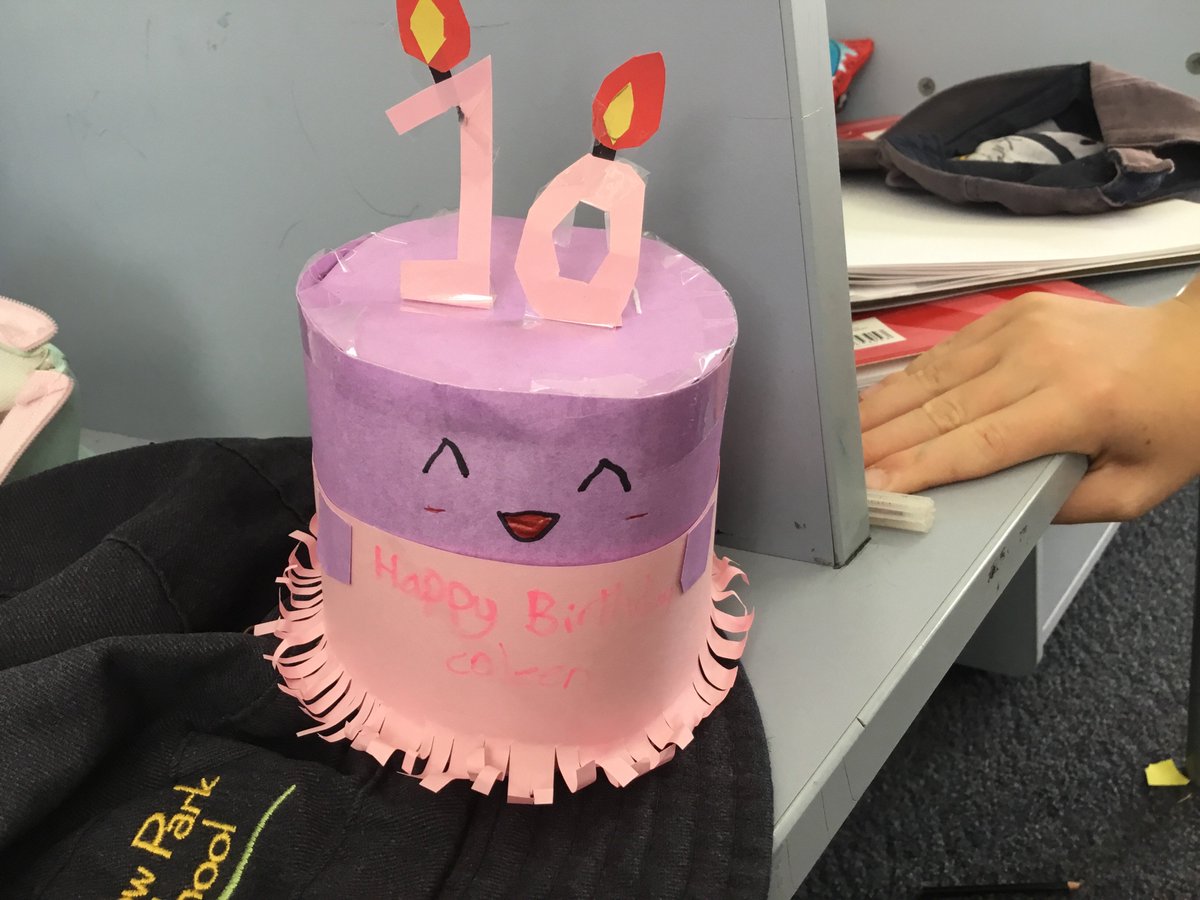 WPSroom5's tweet photo. This is coleen’s Birthday cake - Ho-Yeon https://t.co/TIbwtjVZht