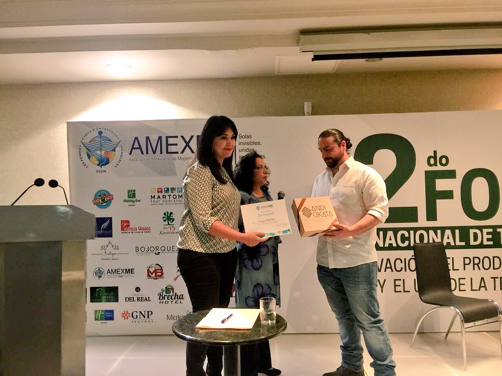ElRogerz's tweet photo. Sin duda fue una grata experiencia haber participado en el 2do Foro Nacional de #Turismo que se realiza en #Morelia #fturamexme. https://t.co/hjhfvkuZU6