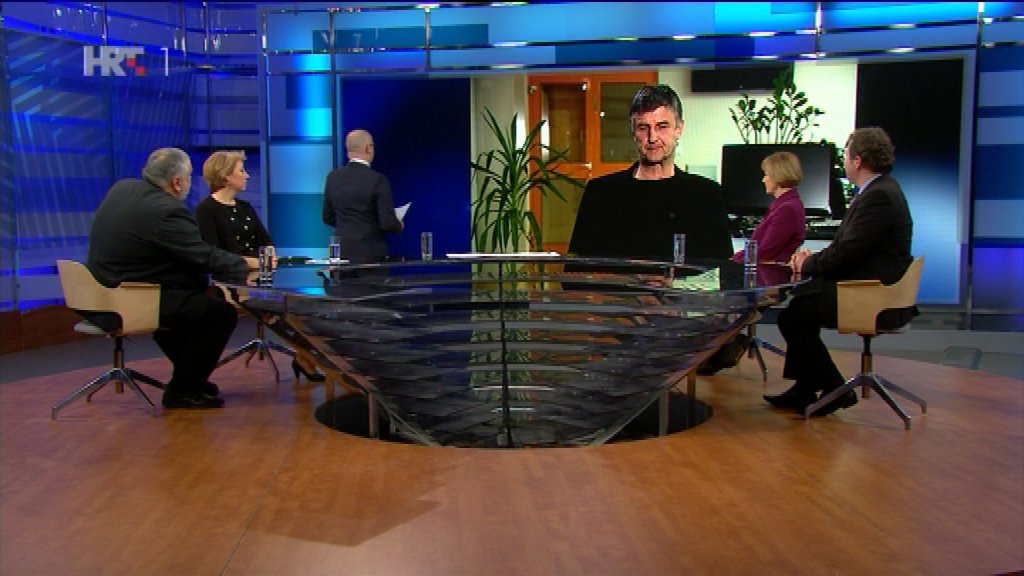 Botteri: Slovenski birači kaznit će Cerara
Više -->  bit.ly/2pfsPuW