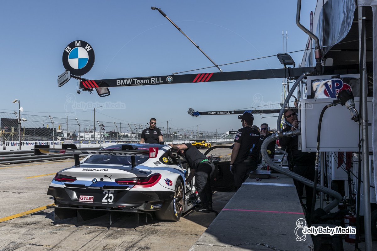 ClubArnage's tweet photo. Penske Acura's fastest in first practice sessions at Sebring today: https://t.co/frjuAJ0EHW #imsa #wtscc #12hSebring #Sebring12 #penske #acura #autosport #motorsport #endurance @sebringraceway @IMSA @Team_Penske @Acura https://t.co/W3HGELvqGq