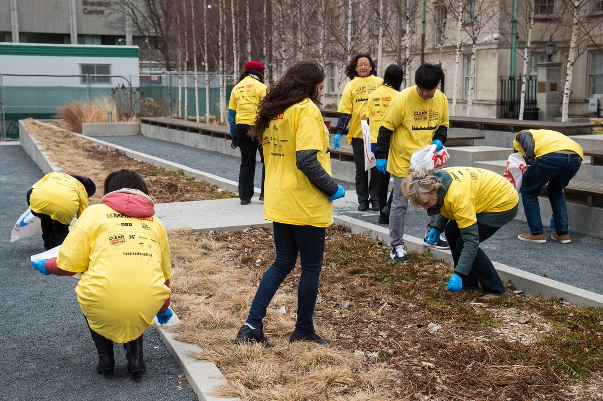LiveGreenTO tweet picture