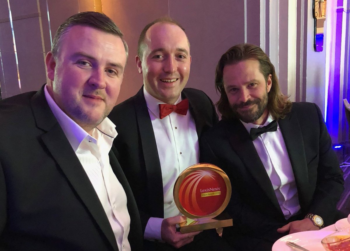 setfordslegal's tweet photo. Tonight we are delighted to be taking the Award for Wellbeing back home to Setfords’ HQ. Thank you Lexis Nexis, and to our team who help to deliver a #betterwayofworking for lawyers nationwide #LLA2018 https://t.co/i7EHZLkXO1