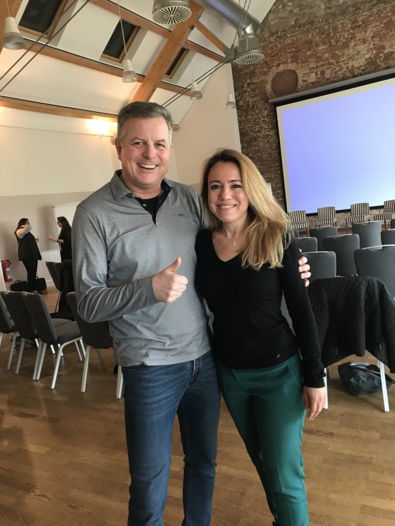 #saphrdsummit  What a great surprize by our CHRO @StefanRies66  for our global HRD Summit! Very inspring discussion on our Digital Transformation Journey!