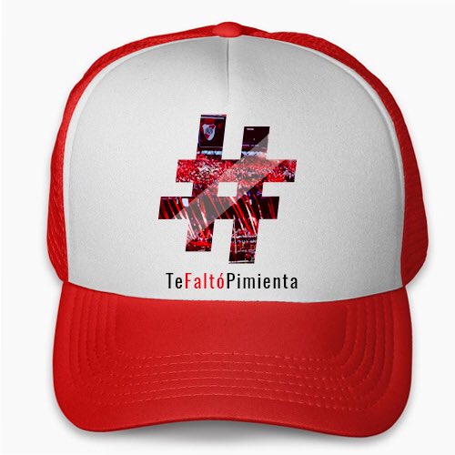 HashtagVibesCo's tweet photo. Genio y figura @MauroPalacios80 con la gorra del #Supercampeón #River #90MinutosFOX @FOXSportsArg #Superclasico @RiverLPM https://t.co/eVqRsqxpzU