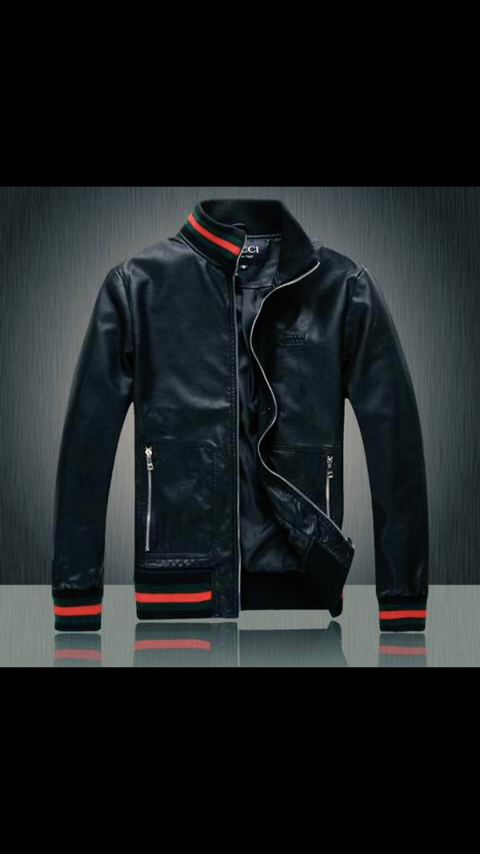 MrHoneyTongue's tweet photo. #mhtstyling #gucci #jacket #ogslick #grafficktee #truereligion #jeans #airjordan1 #retro #nike #sneakerhead #sneakerporn #fashionblogger #menswear #menstyle #menscloset #stylehasnorules #fashionpost #getthelook #fashionformen #dope #gentlemen @og_slick @niketoronto @gucci https://t.co/IlZInwEPTU