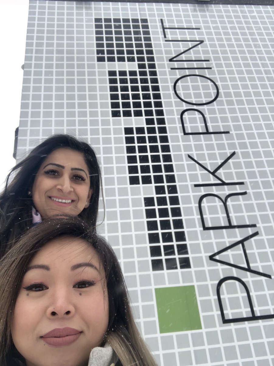 JanjuaSandy's tweet photo. This snowfall ❄️ did not stop us from doing #realtor/builder visits #kickstart #Day 4 @TimGillrie_TD @ReneQuercia_TD https://t.co/bzHEcrHeT1