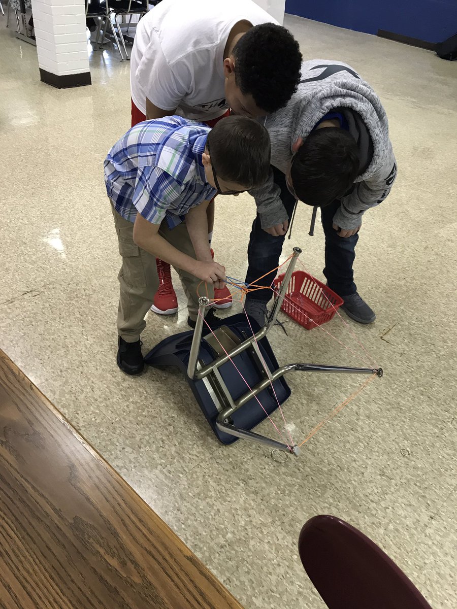 TES_4Library's tweet photo. What's your trajectory? Students' designing catapults for "Projectile Madness" competitions. @BES_Eagles @dr_poe #bone2020 https://t.co/5RjxGdmFVS