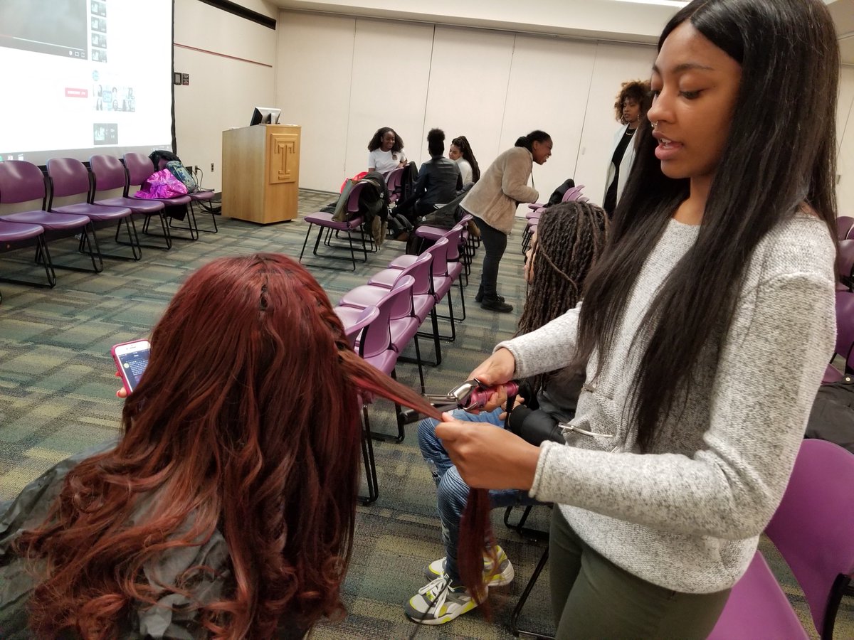campuscurlzTU's tweet image. We want to thank everyone who came to CCTU&apos;s first annual Brand Like A Girl, as well as the panelists who presented! Yesterday was inspiring, motivating and extremely informative, and we have you to thank for it 💞✨💪🏾 #campuscurlztu #hardworksoftcurlz
