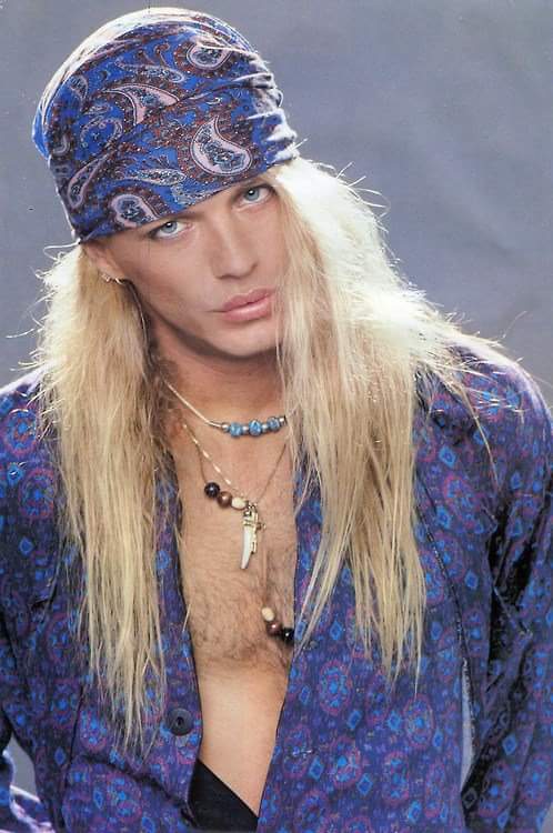 Há 55 anos: nascia Bret Michaels, vocalista do Poison!! 

Happy Birthday Bret!!     