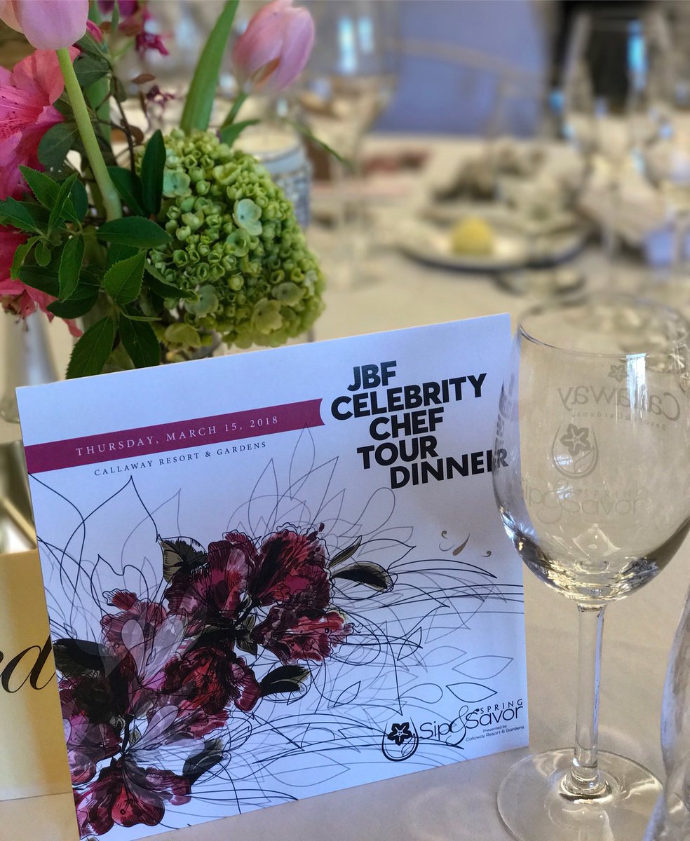 SipSavorSpring's tweet photo. A beautiful evening has begun! @CallawayGardens @celebcheftour @beardfoundation #sipsavorspring https://t.co/QRsvjbuuEq