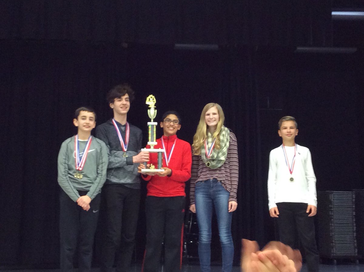 Ms_Simon_Math's tweet photo. 1st place (grade 7) Mathletes @CenturyWildcats @OSD135 @MrsHardekCJH https://t.co/H6CGvtzFYO