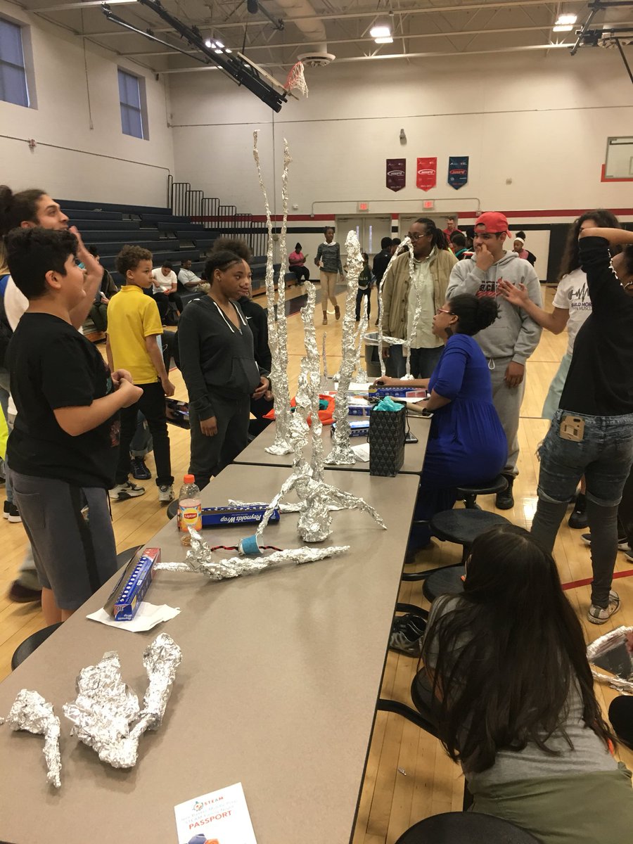 Carrie Whittaker tweet media