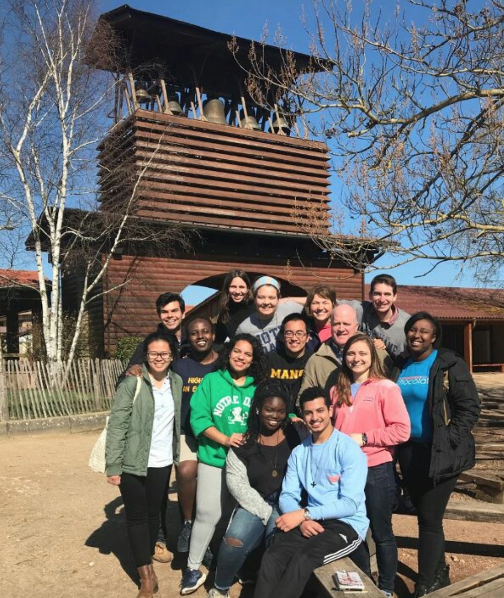 NDMinistry's tweet photo. A group shot of the Taizé pilgrims! #NDPilgrimage https://t.co/WkDc3DHN3I