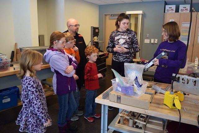 frc4905's tweet photo. We were delighted to give our district's FLL students a taste of FIRST robotics this past weekend! Team 4905 was very impressed with the eagerness of the students and had fun working with the future of Andromeda One! #letsbuildsomethingamazing #omgrobots #frc4905 #firstpowerup https://t.co/52wiPbKKtr
