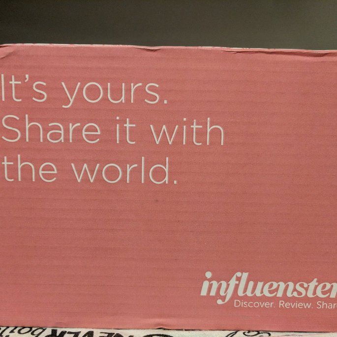 LSTerrell's tweet photo. I'm so excited to receive my first @Influenster #VoxBox today! #MomLife https://t.co/ZU723x1RnZ