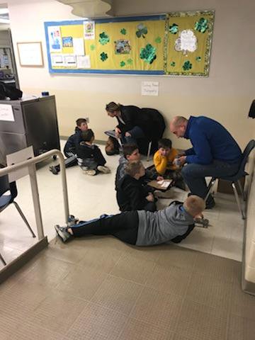 awlswh's tweet photo. Great economics discussions going on between our third graders and local businesses! https://t.co/OXrhNMppTj