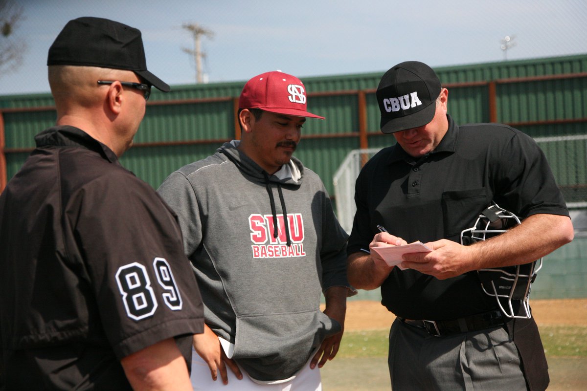 MurrayStateOK's tweet photo. MSC Alumnus @Coach0Martinez was back at the RANCH today! This time as a graduate assistant coach for Southern Nazarene University! Coach Martinez, your AGGIE FAMILY wishes you well in your future endeavors! Go Aggies! @MSAggieBaseball #MSCOK #ProudToBeMSC #MSCAlumni https://t.co/71qG5q0Ksf