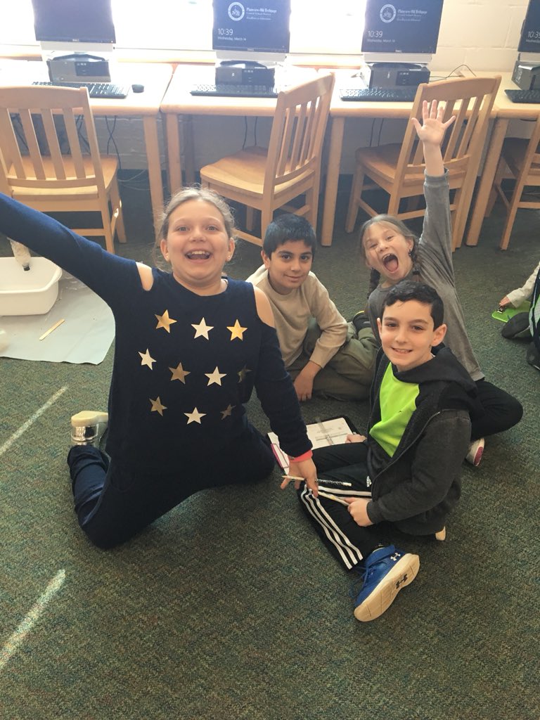 MrsLindseyGC's tweet photo. At #obelem the students beat the 3rd grade district record for water filtration designs scoring perfect 4s on their rating scales based on their applications of material testing trials and knowledge of budgeting for supplies. #cleanwaterforall #designexperts @sgrayPOB @DrYannucci https://t.co/x6lqaNtZGQ