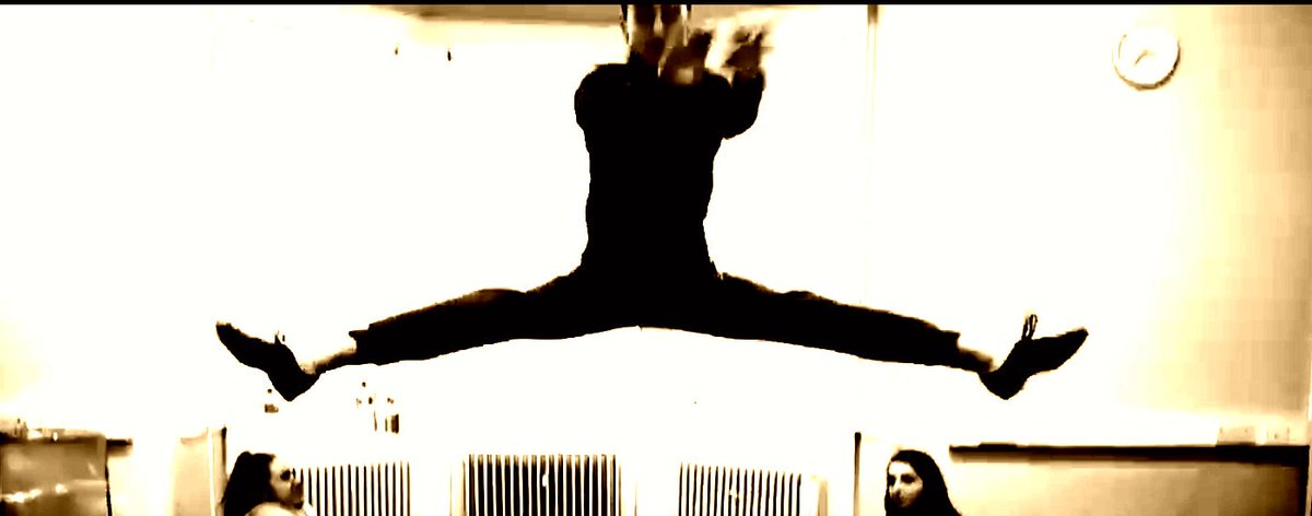 MrCarterMusical's tweet photo. A lil snippet from our rehearsal for Mr Carter 
#dance @robertd2468 @HJW_Soprano @StefanJDoyle @OfficialALW @london_theatre @TheatreBiz @theatre_direct https://t.co/puuuG5152h