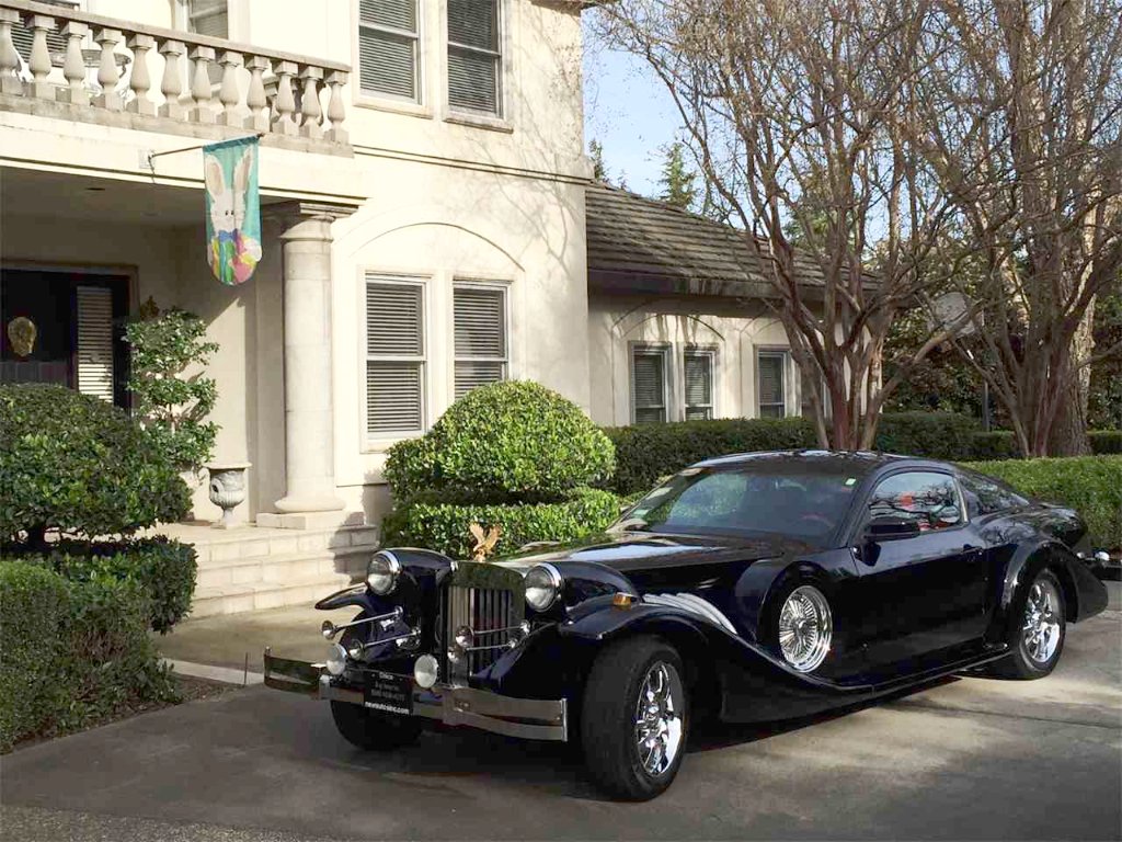 ClassicCars_com's tweet photo. This stunning black ebony factory-built neo-classic coupe will turn heads and bring smiles wherever you drive: https://t.co/qv8tMsbYqM
#mustanggt #neoclassic #classiccarsdotcom #driveyourdream #classiccarsdaily #zimmer #funkyfind https://t.co/6oLGADnC47