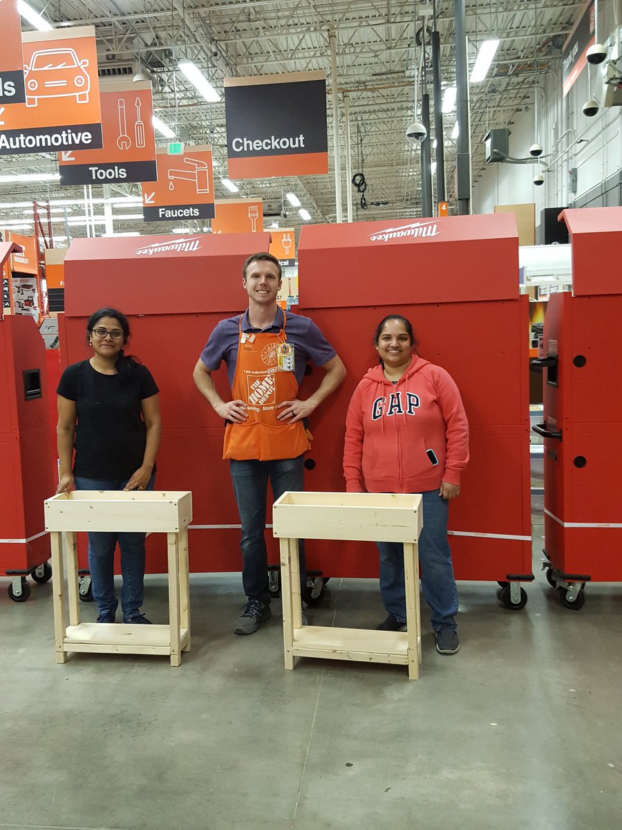 MichelleAmhawk4's tweet photo. Another successful workshop.  #doitherself #hd0134 https://t.co/brVnevY53I