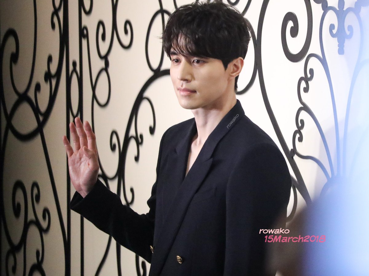 rowakoRi's tweet photo. Wuli gentleman๐ฉ๐๐๐ #Givenchy #GivenchyHK #LeeDongWook #์ด๋์ฑ #์ ์น์ฌ์ #ๆๆฃๆญ #ใคใใณใฆใฏ https://t.co/5iXZEdJDpC